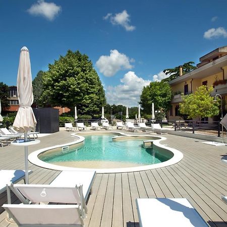 Hotel Ristorante Dante Торджано Экстерьер фото