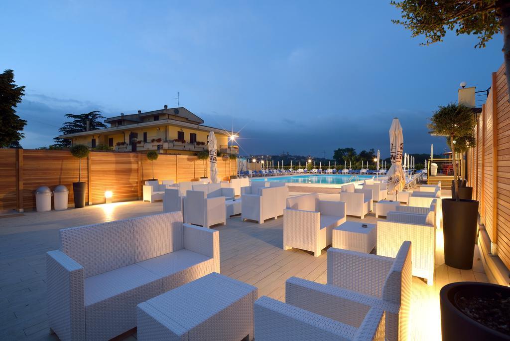 Hotel Ristorante Dante Торджано Экстерьер фото
